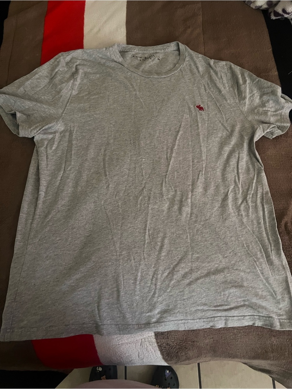 Men's Abercrombie and French Crewneck Short-Sleeve Shirt with Red Logo